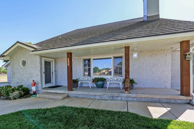 $449,900 | 620 North Main Street, Stratford, TX 79084