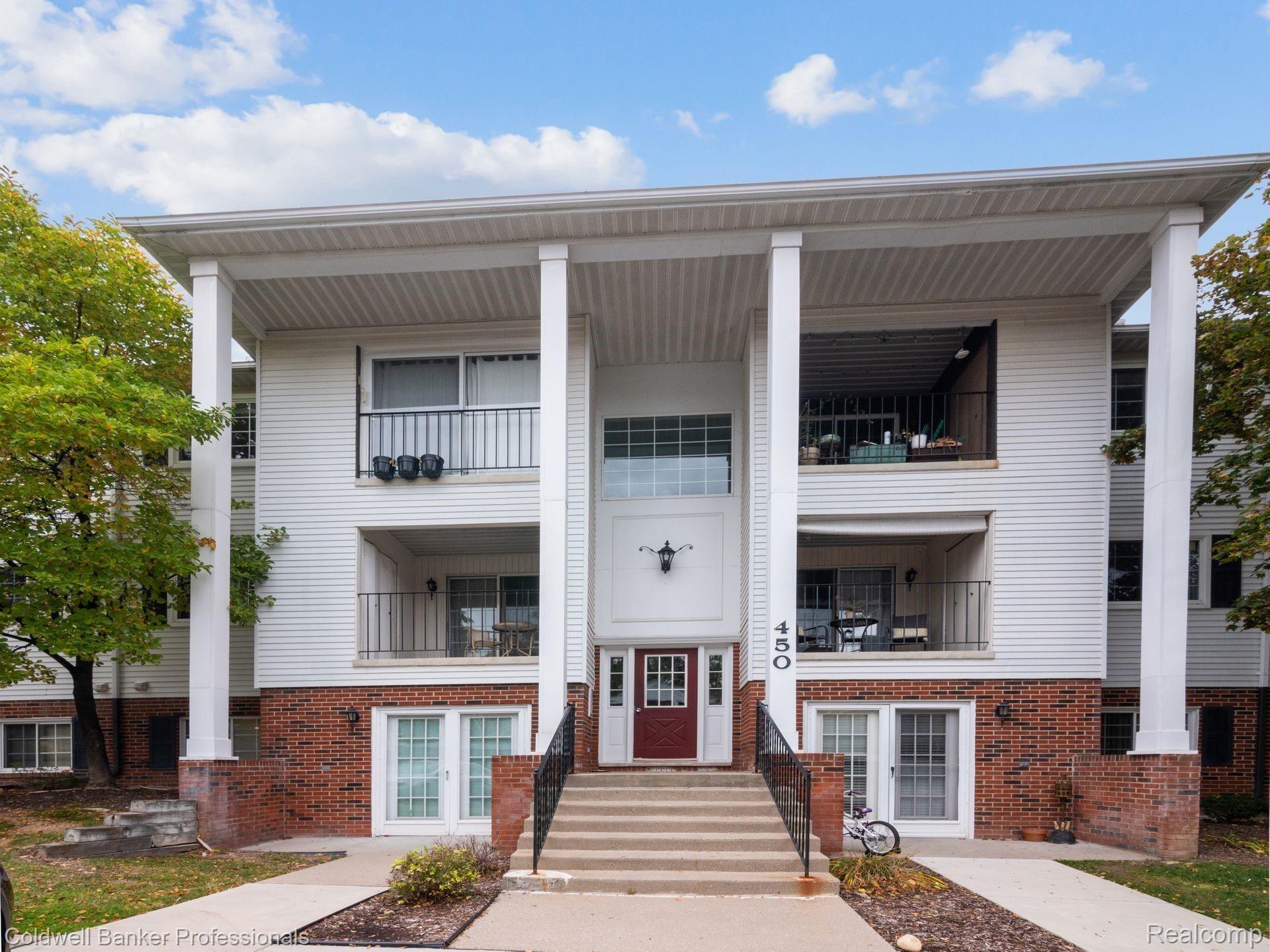 450 Baldwin Avenue, Unit 37 Rochester, MI 48307 - Photo 1 of 15 1.jpg