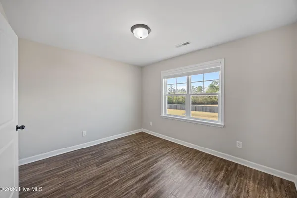 $2,250 | 704 Peyton's Lake Lane, Hubert, NC 28539