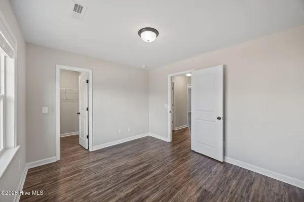 $2,250 | 704 Peyton's Lake Lane, Hubert, NC 28539