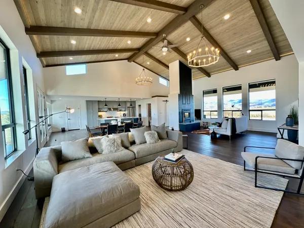 $1,599,000 | 139 Baseline Road, Blaine County, ID 83313