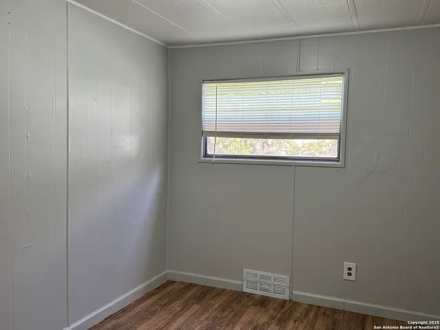 $1,095 | 8415 Braewick Drive, San Antonio, TX 78239