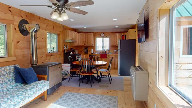 $189,000 | 73 Homestead Drive, Lakeville, ME 04487