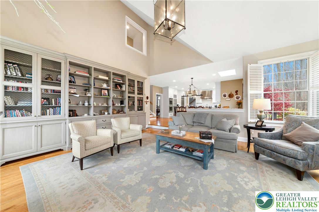 515 Stouts Valley Road Easton, PA 18042 - Photo 4 of 41