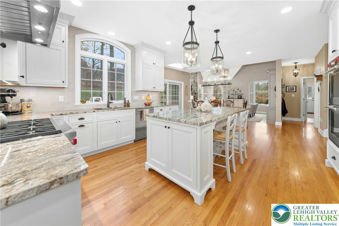 515 Stouts Valley Road Easton, PA 18042 - Photo 8 of 41
