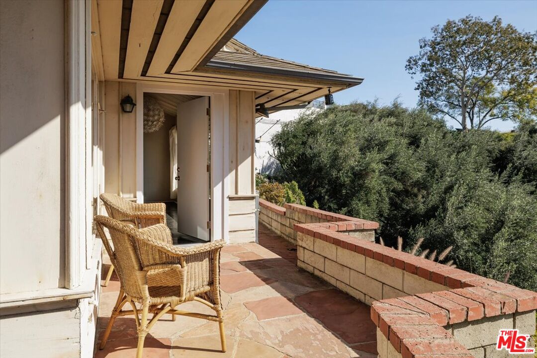 3200 Deronda Drive Los Angeles, CA 90068 - Photo 13 of 28 a view of balcony with furniture