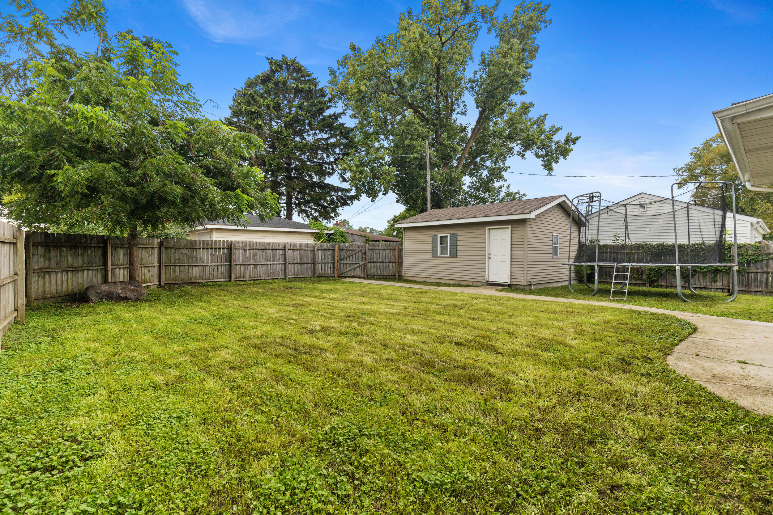 3300 6th Avenue Racine, WI 53402 - Photo 26 of 27 Backyard