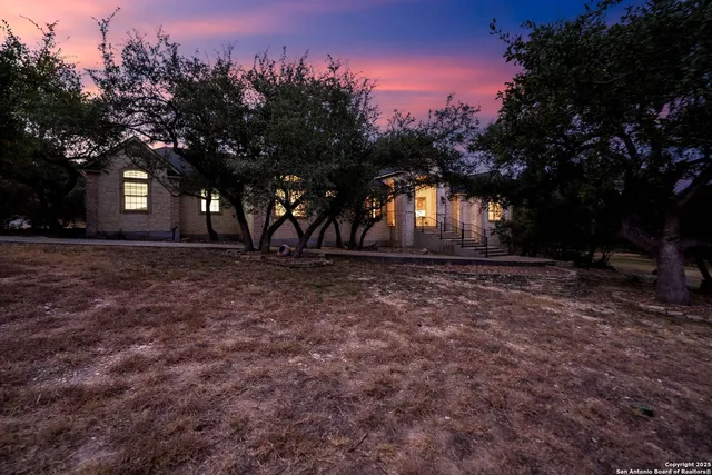 $860,000 | 130 Grey Mist, Spring Branch, TX 78070