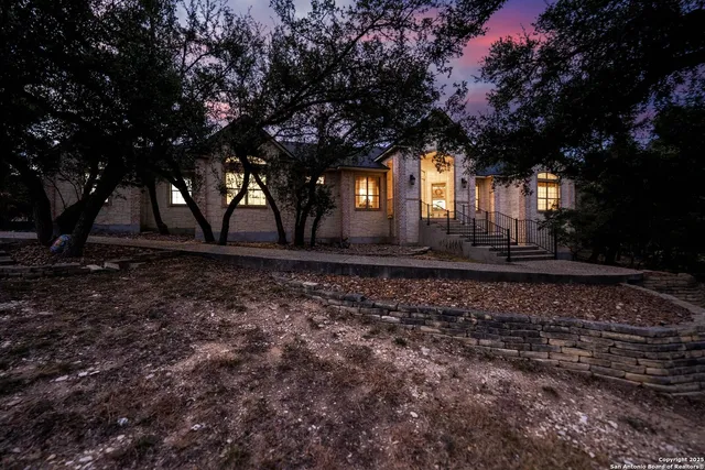 $860,000 | 130 Grey Mist, Spring Branch, TX 78070
