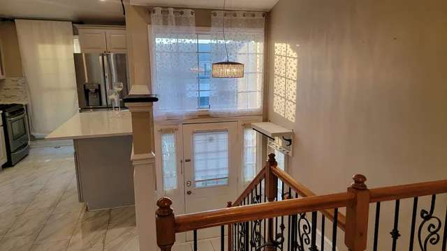 $3,000 | 2765 South Cedar Glen Drive, Arlington Heights, IL 60005