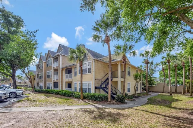 $143,900 | 1051 South Hiawassee Road, Unit 2127, Orlando, FL 32835