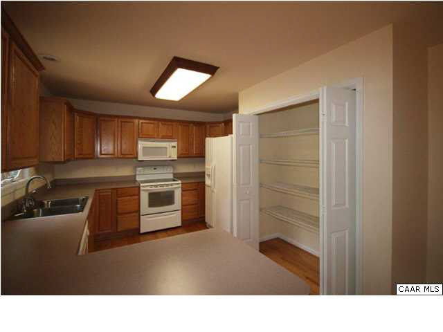 648 South Boston Road Palmyra, VA 22963 - Photo 8 of 28 Gallery Image 8