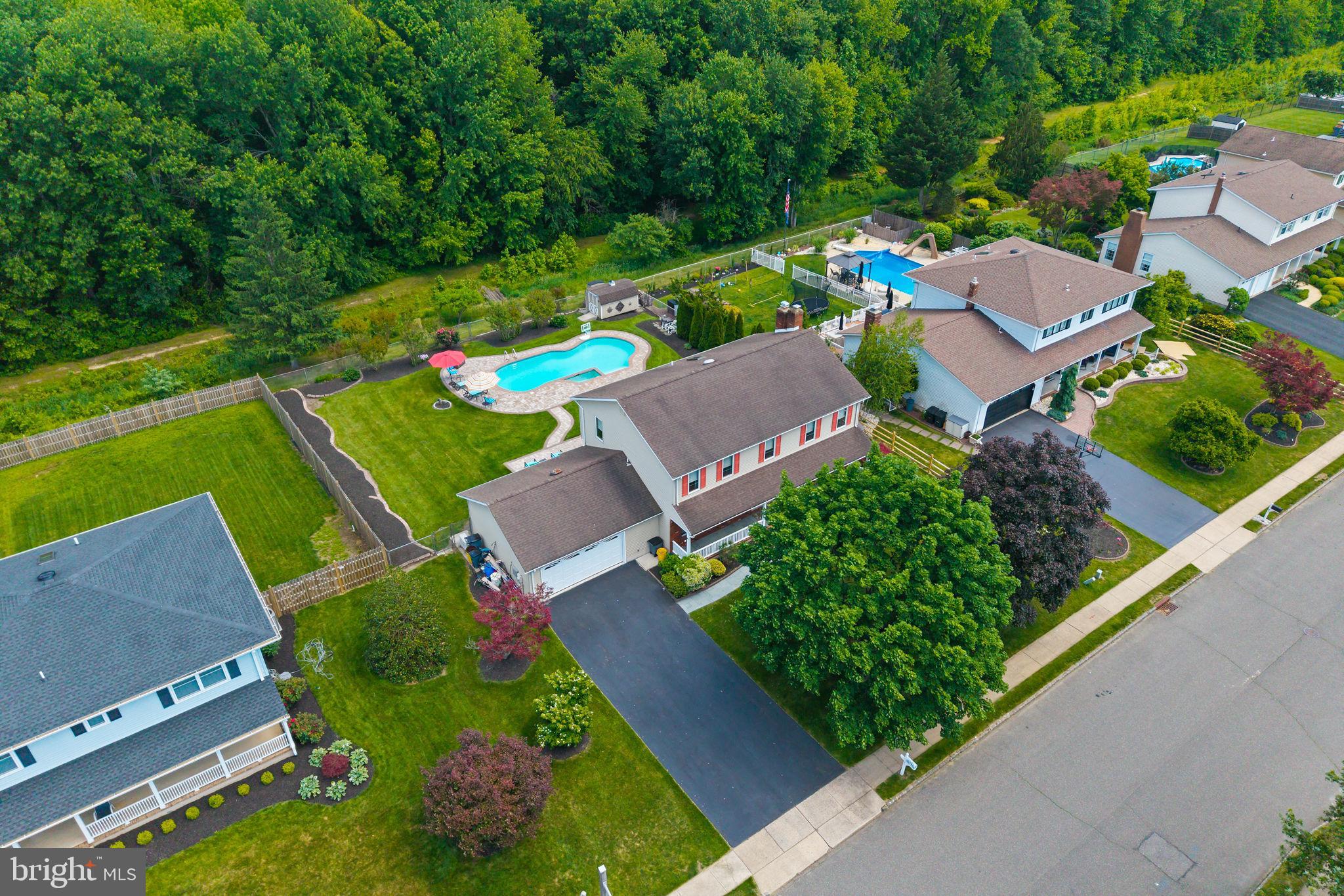 93 Peter Rafferty Drive Hamilton, NJ 08690 - Photo 2 of 55