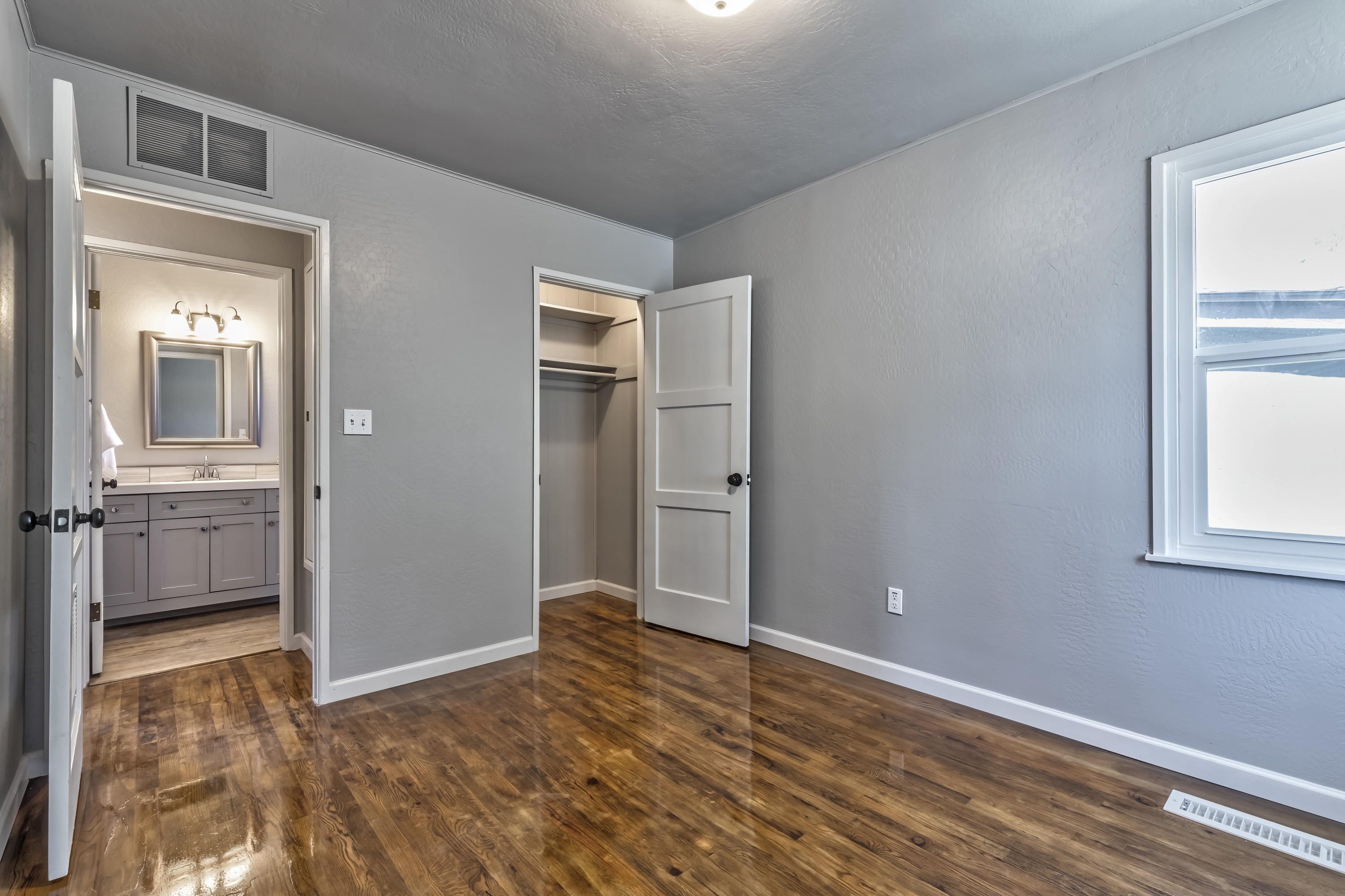 844 Flora Street Prescott, AZ 86301 - Photo 19 of 29 a view of empty room with wooden floor and fan