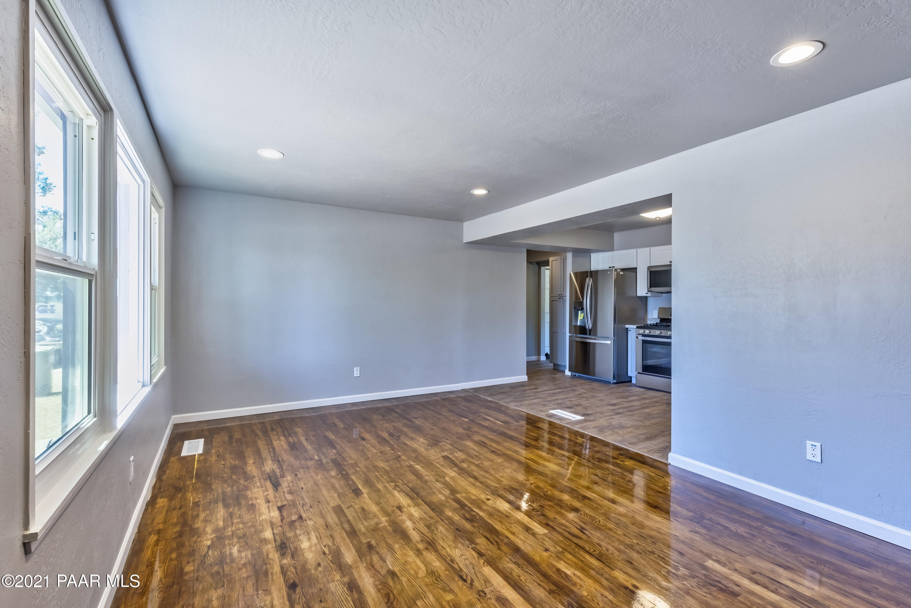844 Flora Street Prescott, AZ 86301 - Photo 6 of 29 a view of an empty room and window