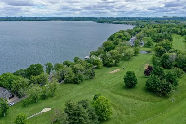 $1,380,000 | 3218 Aalseth Lane, Stoughton, WI 53589