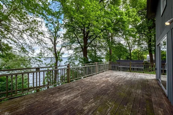 $1,380,000 | 3218 Aalseth Lane, Stoughton, WI 53589