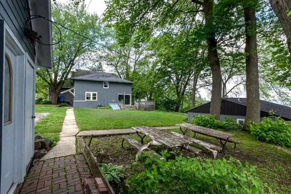 $1,380,000 | 3218 Aalseth Lane, Stoughton, WI 53589