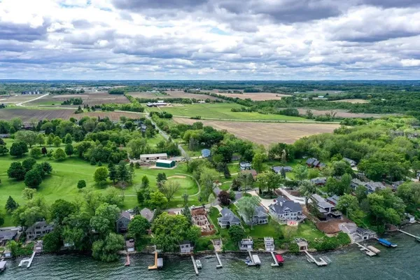 $1,380,000 | 3218 Aalseth Lane, Stoughton, WI 53589