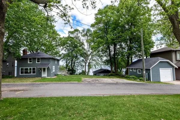$1,380,000 | 3218 Aalseth Lane, Stoughton, WI 53589
