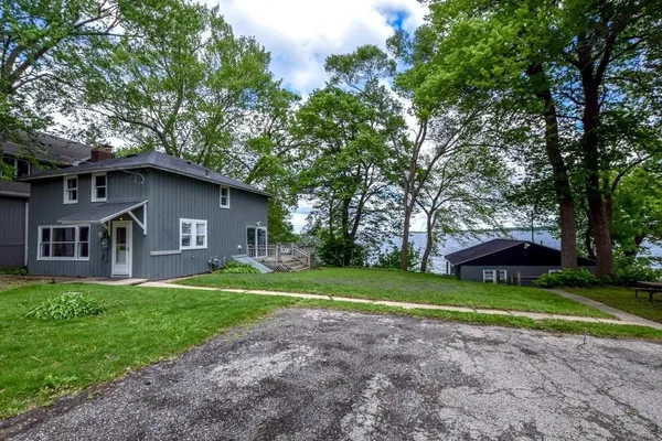 $1,380,000 | 3218 Aalseth Lane, Stoughton, WI 53589