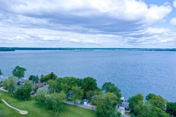 $1,380,000 | 3218 Aalseth Lane, Stoughton, WI 53589