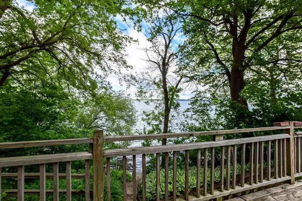 $1,380,000 | 3218 Aalseth Lane, Stoughton, WI 53589