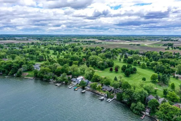 $1,380,000 | 3218 Aalseth Lane, Stoughton, WI 53589