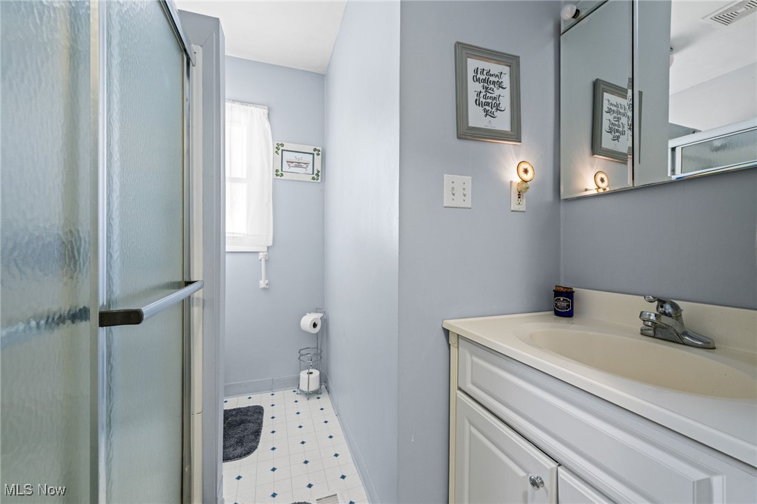12155 Chillicothe Road Chesterland, OH 44026 - Photo 9 of 34 Gallery Image 9
