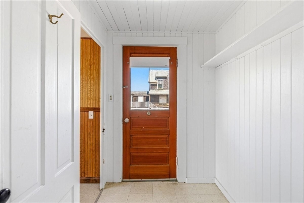 102 Humarock Beach Scituate, MA 02066 - Photo 9 of 38