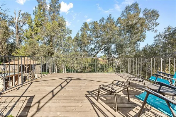 $838,000 | 5940 Ave Juan Bautista, Jurupa Valley, CA 92509