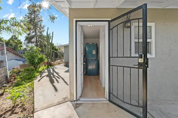 $838,000 | 5940 Ave Juan Bautista, Jurupa Valley, CA 92509