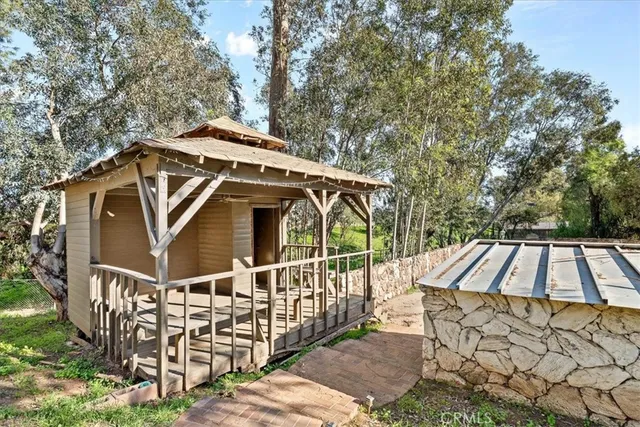 $858,000 | 5940 Ave Juan Bautista, Jurupa Valley, CA 92509