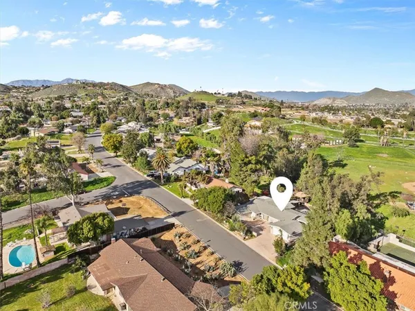$838,000 | 5940 Ave Juan Bautista, Jurupa Valley, CA 92509