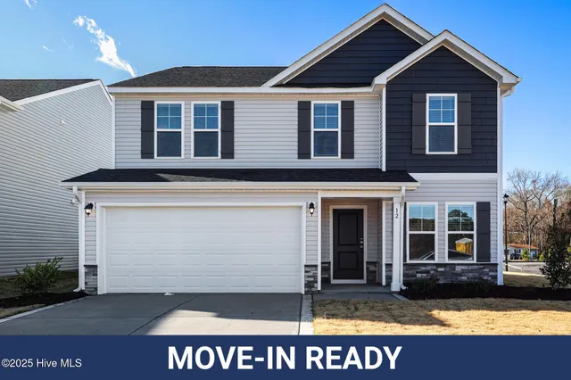 $324,950 | 12 East Emily Gardens Drive, Selma, NC 27576