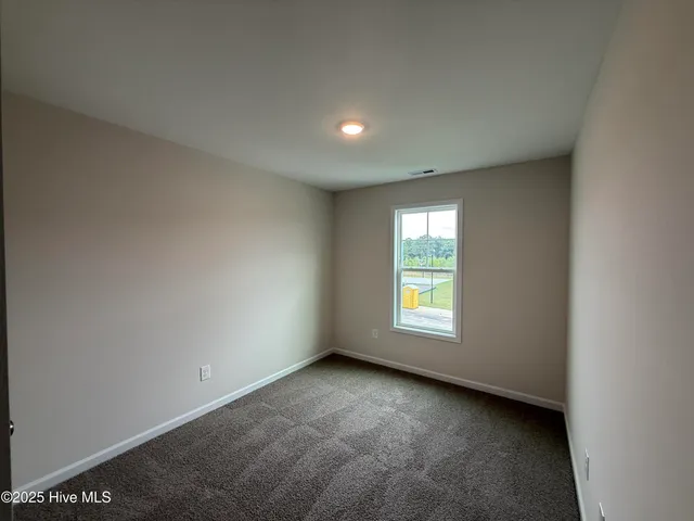 $324,950 | 12 East Emily Gardens Drive, Selma, NC 27576