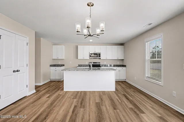 $324,950 | 12 East Emily Gardens Drive, Selma, NC 27576