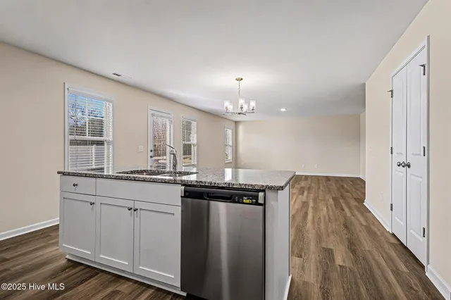 $324,950 | 12 East Emily Gardens Drive, Selma, NC 27576