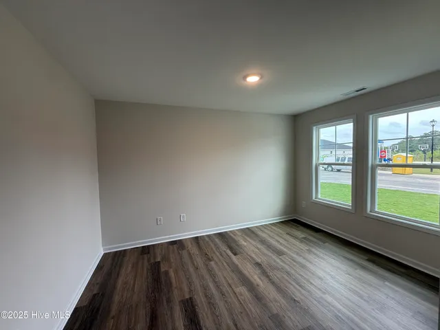 $324,950 | 12 East Emily Gardens Drive, Selma, NC 27576