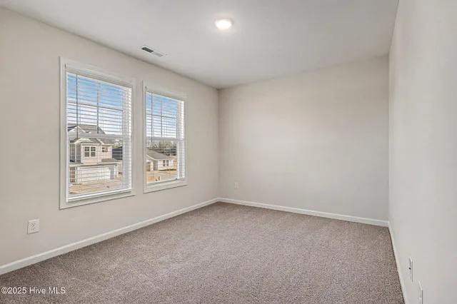 $324,950 | 12 East Emily Gardens Drive, Selma, NC 27576