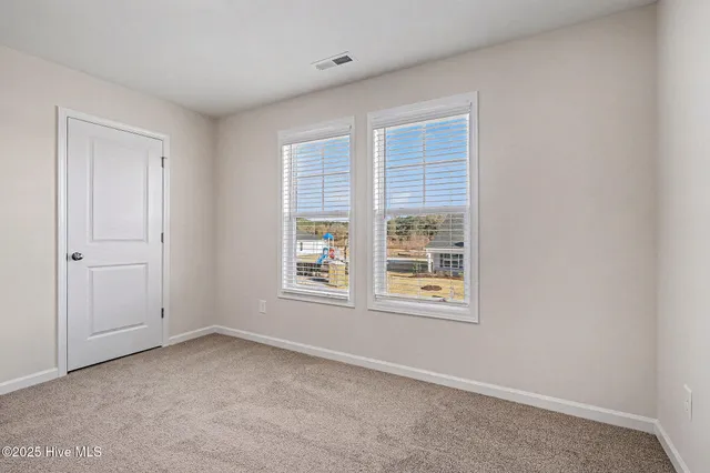 $324,950 | 12 East Emily Gardens Drive, Selma, NC 27576