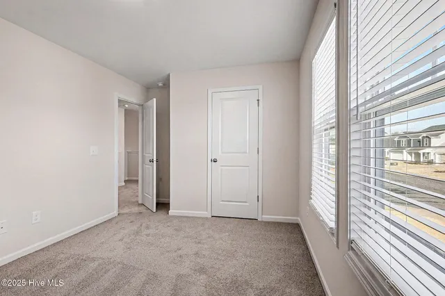 $324,950 | 12 East Emily Gardens Drive, Selma, NC 27576