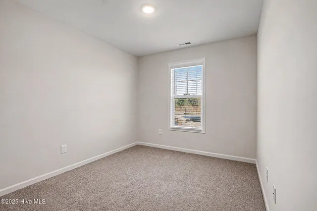 $324,950 | 12 East Emily Gardens Drive, Selma, NC 27576