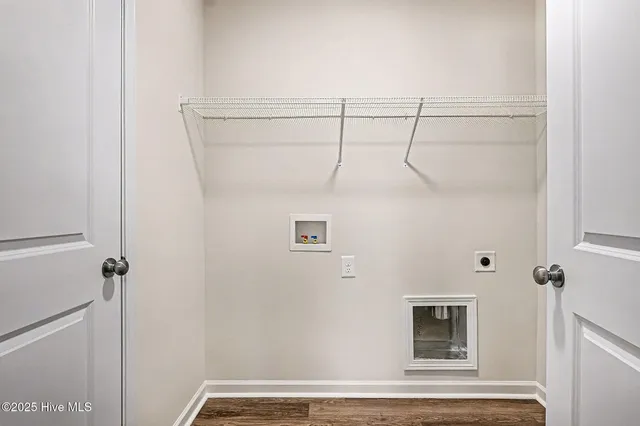 $324,950 | 12 East Emily Gardens Drive, Selma, NC 27576