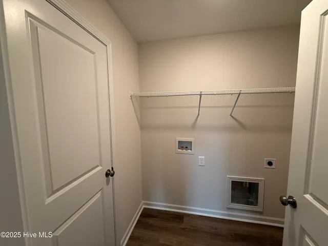 $324,950 | 12 East Emily Gardens Drive, Selma, NC 27576