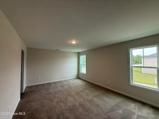 $324,950 | 12 East Emily Gardens Drive, Selma, NC 27576