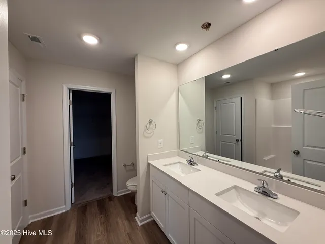 $324,950 | 12 East Emily Gardens Drive, Selma, NC 27576