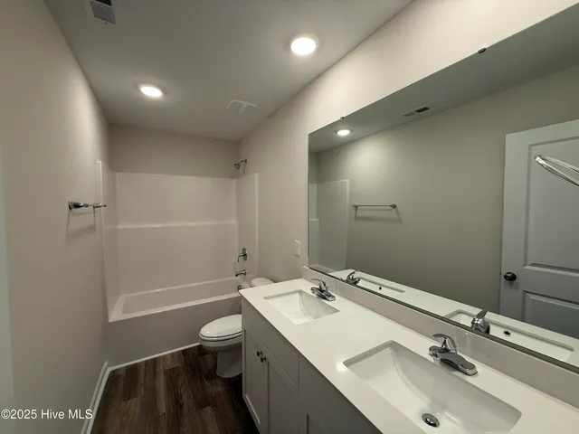 $324,950 | 12 East Emily Gardens Drive, Selma, NC 27576