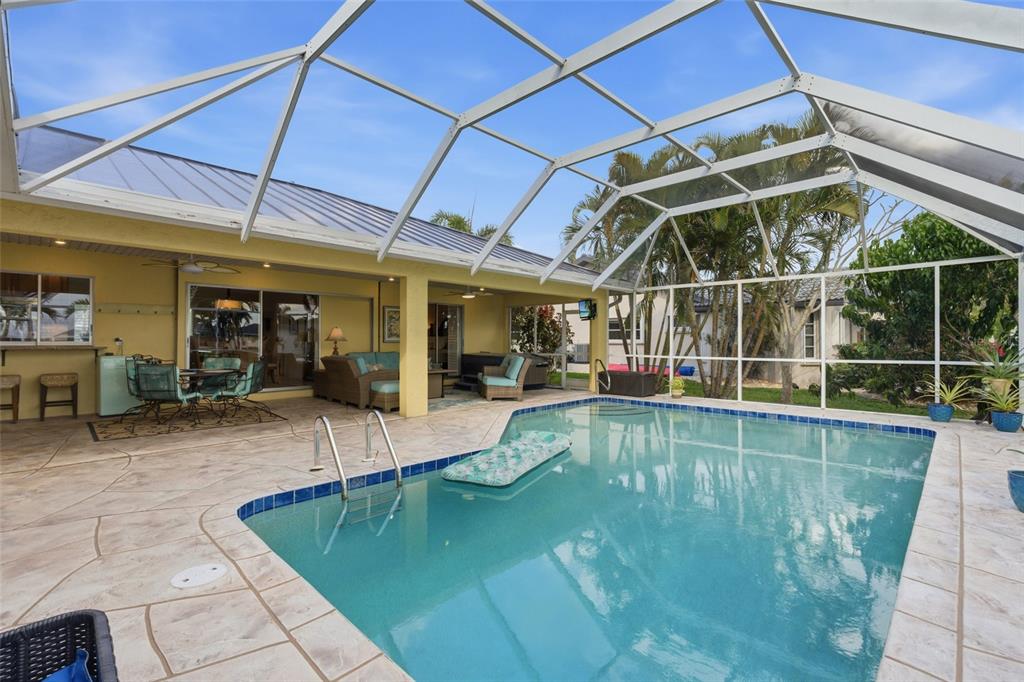 825 Vía Formia Punta Gorda, FL 33950 - Photo 4 of 78