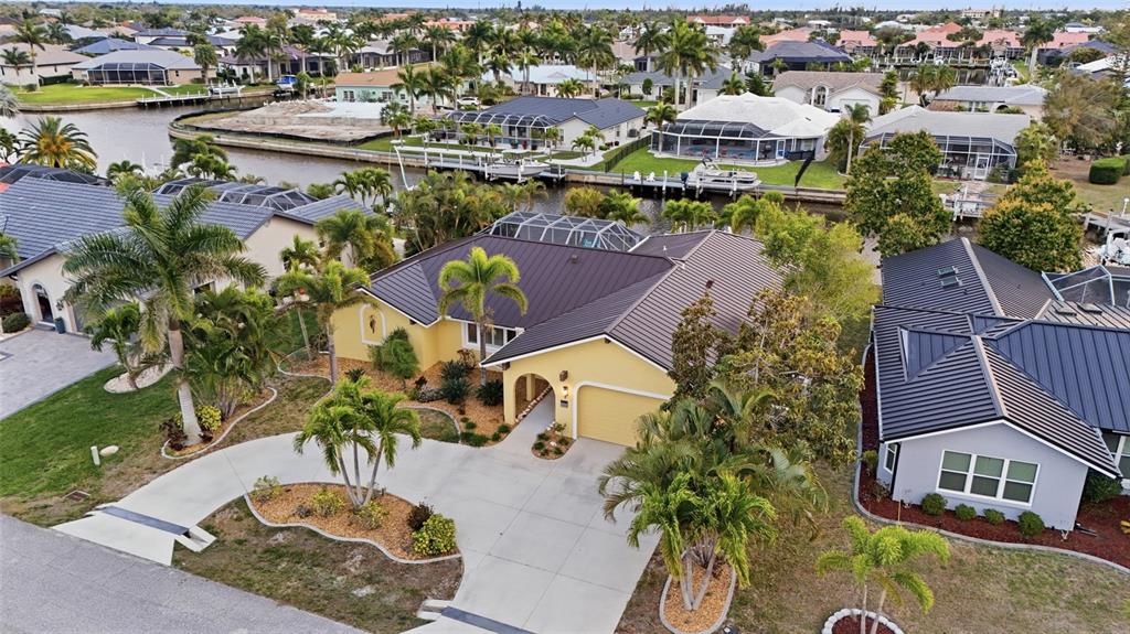825 Vía Formia Punta Gorda, FL 33950 - Photo 8 of 78
